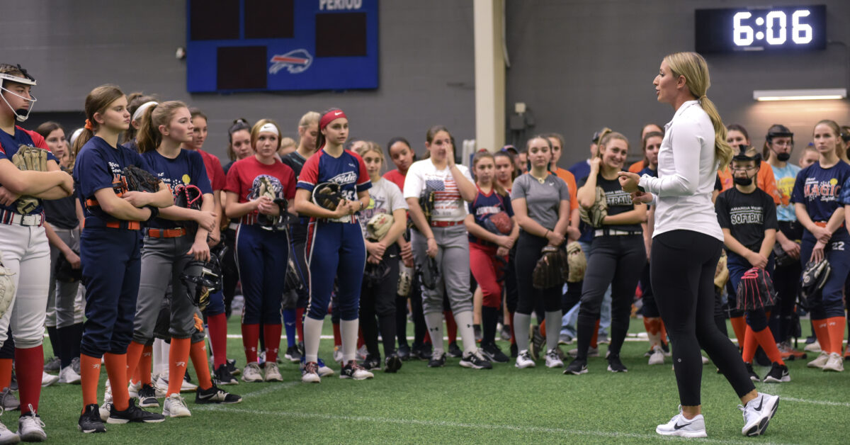 Fieldhouse2019-349
